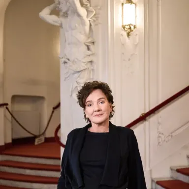 Foto de perfil de Karin Beier