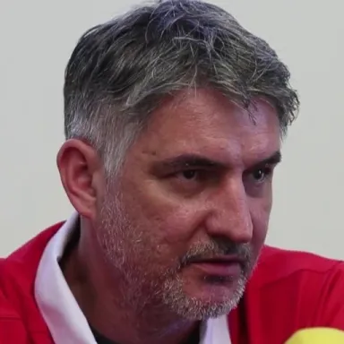 Foto de perfil de Damir Mulaomerović
