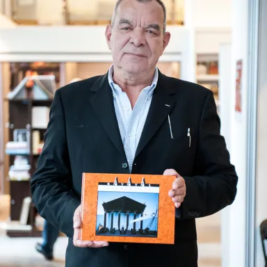 Foto de perfil de László Rajk Jr.