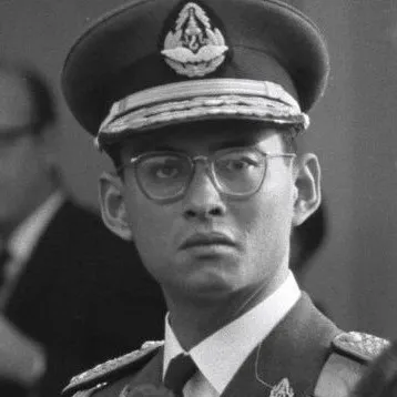 Foto de perfil de Bhumibol Adulyadej