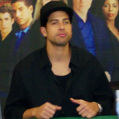 Foto de perfil de Adam Rodriguez