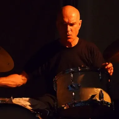 Foto de perfil de Roger Turner (musician)