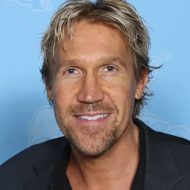 Foto de perfil de David A. R. White