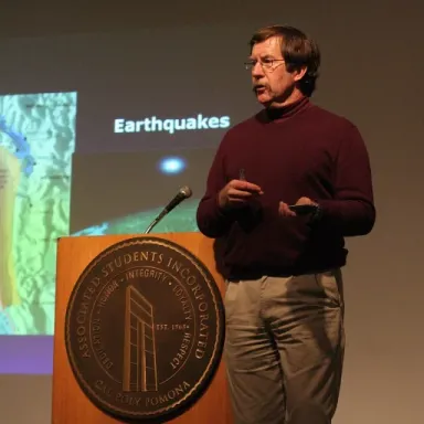 Foto de perfil de John J. Clague
