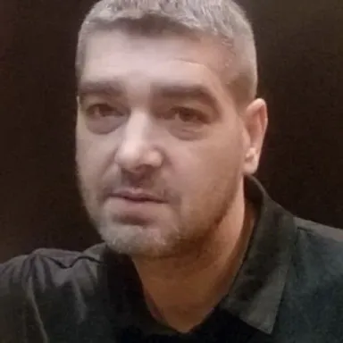 Foto de perfil de Liviu Ciobotariu