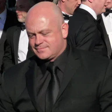 Foto de perfil de Ross Kemp
