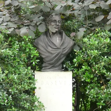 Foto de perfil de George Basevi