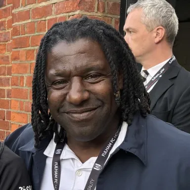Foto de perfil de Rufus Brevett