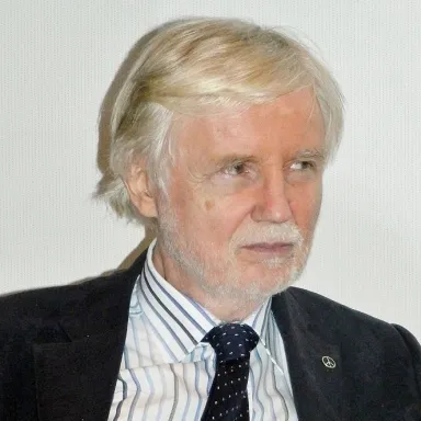 Foto de perfil de Erkki Tuomioja