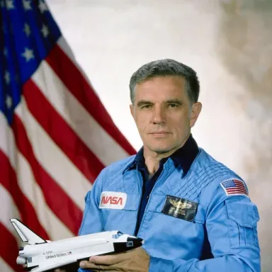 Foto de perfil de Karl Gordon Henize