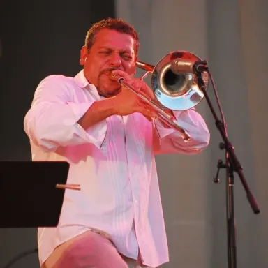 Foto de perfil de Luis Bonilla