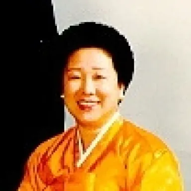 Foto de perfil de Hak Ja Han
