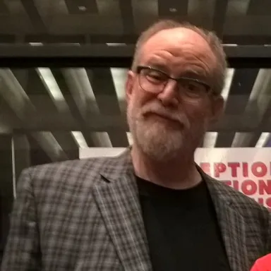Foto de perfil de William Finn