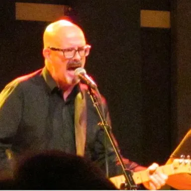 Foto de perfil de Peter Holsapple