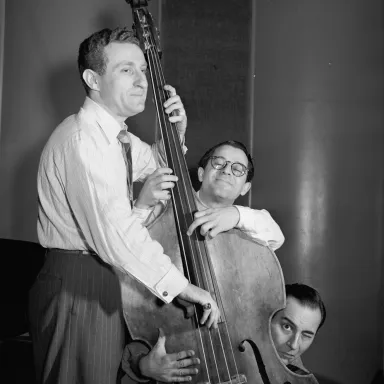 Foto de perfil de Max Kaminsky (musician)