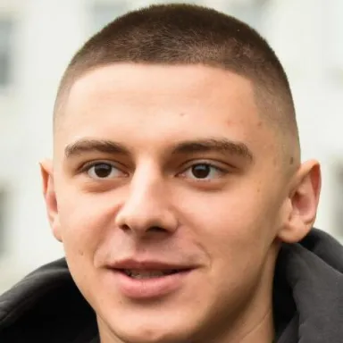 Foto de perfil de Vitali Mykolenko