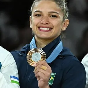 Foto de perfil de Larissa Pimenta