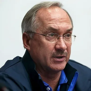 Foto de perfil de Uli Stielike