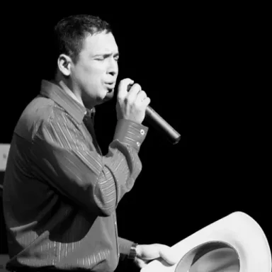 عکس نمایهٔ Bobby Pulido