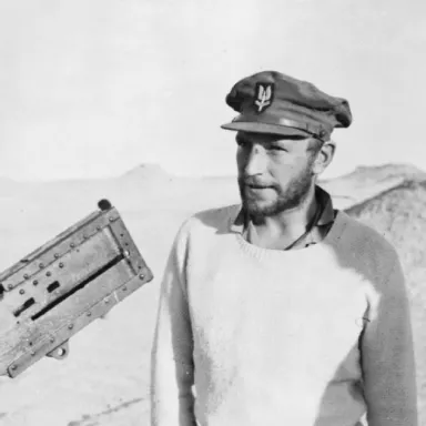عکس نمایهٔ Paddy Mayne