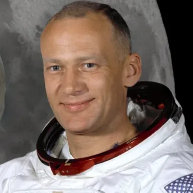 عکس نمایهٔ Buzz Aldrin