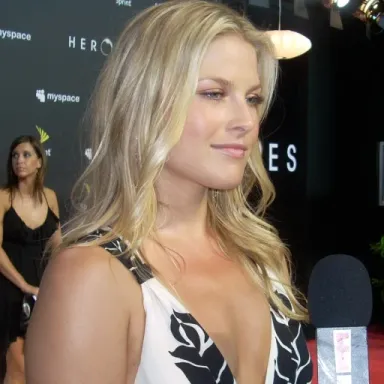 عکس نمایهٔ Ali Larter