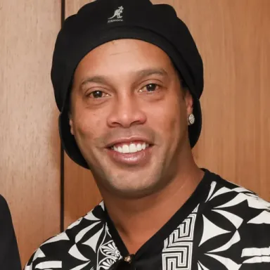 عکس نمایهٔ Ronaldinho