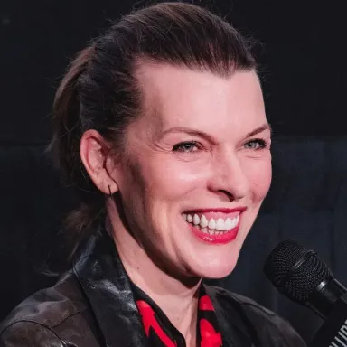 عکس نمایهٔ Milla Jovovich
