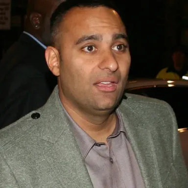 عکس نمایهٔ Russell Peters