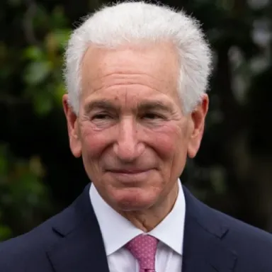 عکس نمایهٔ Charles Kushner