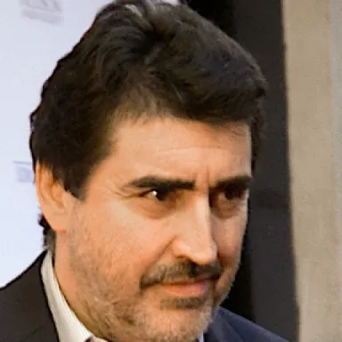 عکس نمایهٔ Alfred Molina
