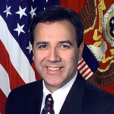 عکس نمایهٔ Louis Caldera