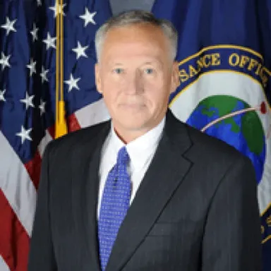 عکس نمایهٔ Bruce A. Carlson