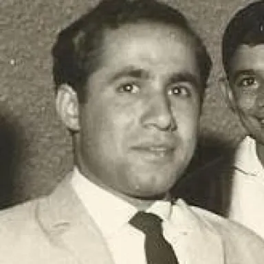 عکس نمایهٔ پرویز صیاد