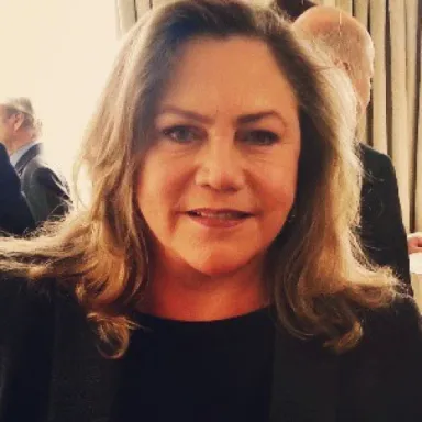 عکس نمایهٔ Kathleen Turner