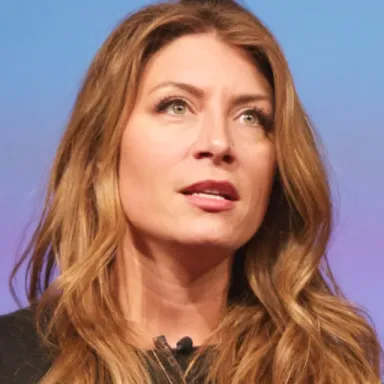 عکس نمایهٔ Genevieve Gorder