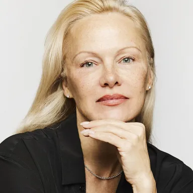 عکس نمایهٔ Pamela Anderson