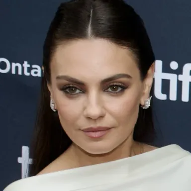 عکس نمایهٔ Mila Kunis