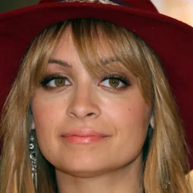 عکس نمایهٔ Nicole Richie