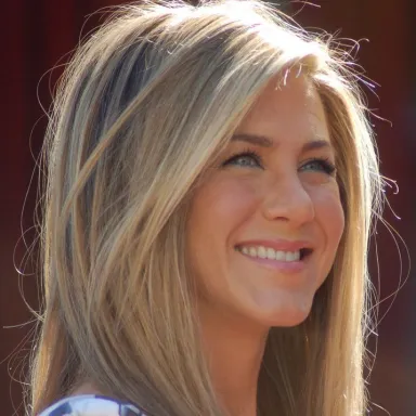 عکس نمایهٔ Jennifer Aniston