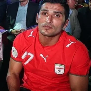 عکس نمایهٔ جواد کاظمیان