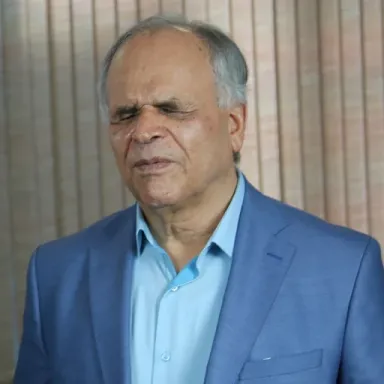 عکس نمایهٔ لطف‌الله میثمی