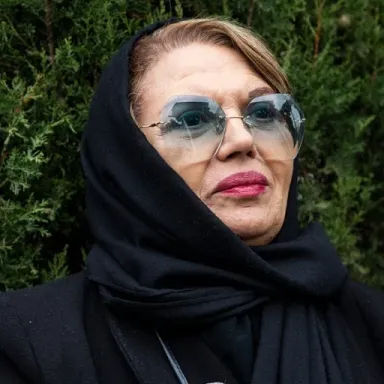 عکس نمایهٔ سیمین غانم