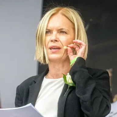 عکس پروفایل Mariella Frostrup