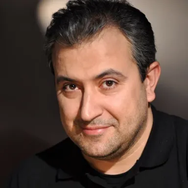 عکس نمایهٔ نیک‌آهنگ کوثر