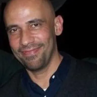 عکس نمایهٔ Nilo Cruz