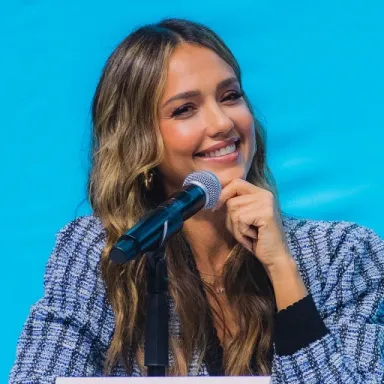 عکس نمایهٔ Jessica Alba