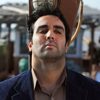 عکس نمایهٔ پوریا پورسرخ