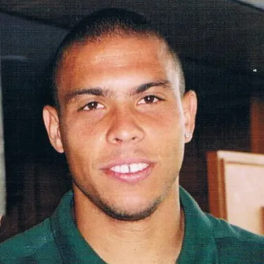 عکس نمایهٔ Ronaldo (Brazilian footballer)
