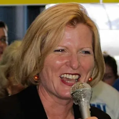 عکس نمایهٔ Julie Owens